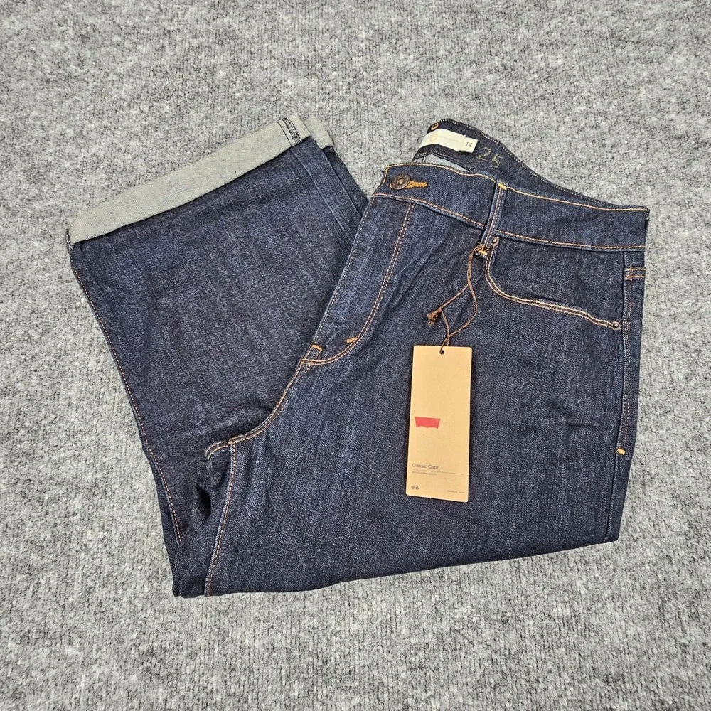 Levis Classic Capri Jeans Womens 14 W32 Cuffed Dark Indigo Cropped Stretch New